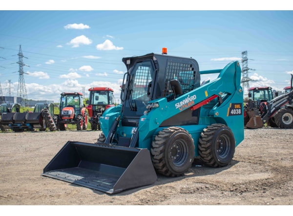 MiniIncarcator SUNWARD SWL 4038, 3.7ton, 74CP de vanzare